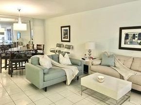 5005 Collins Ave 518, Miami Beach FL 33140