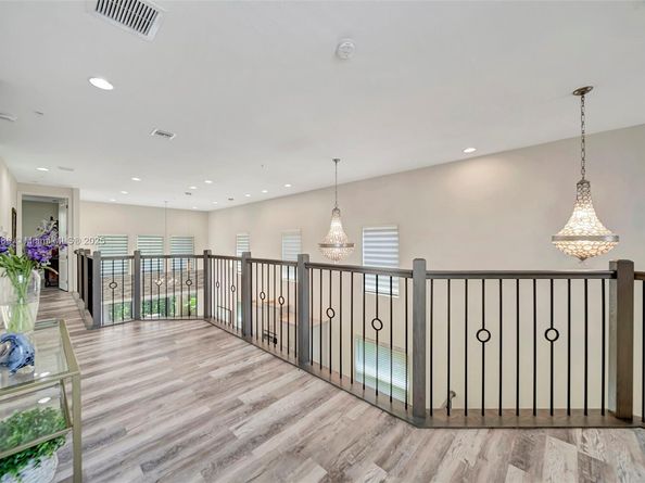 2962 NW 124th Way, Sunrise FL 33323