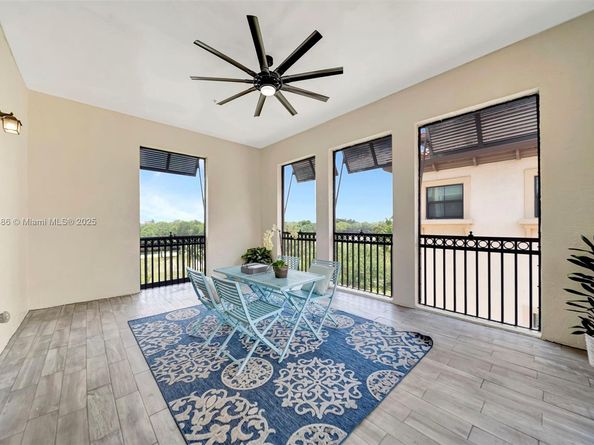 2962 NW 124th Way, Sunrise FL 33323