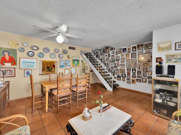 265 Grapetree Dr 110, Key Biscayne FL 33149