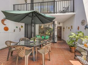 265 Grapetree Dr 110, Key Biscayne FL 33149
