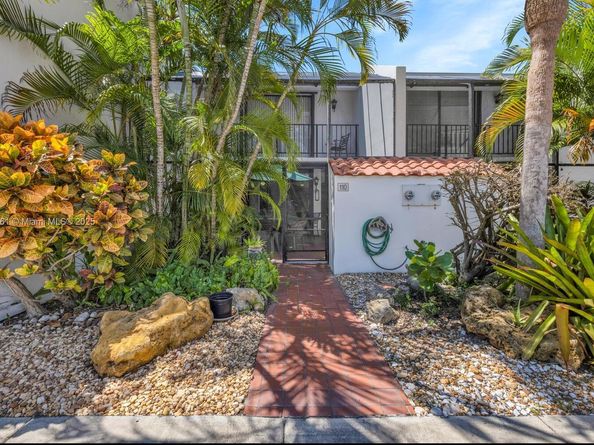 265 Grapetree Dr 110, Key Biscayne FL 33149