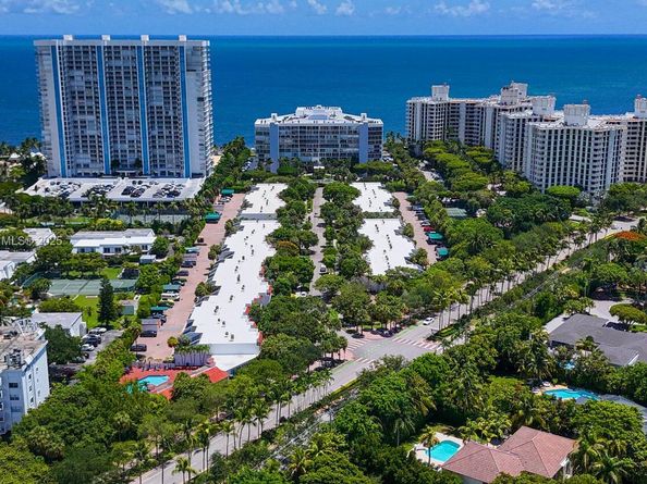 265 Grapetree Dr 110, Key Biscayne FL 33149