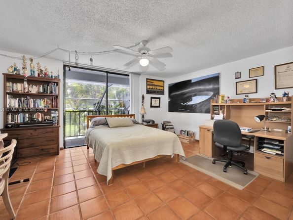 265 Grapetree Dr 110, Key Biscayne FL 33149