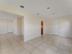 8670 SW 27th Ln, Miami FL 33155
