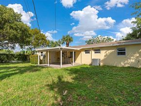 8670 SW 27th Ln, Miami FL 33155
