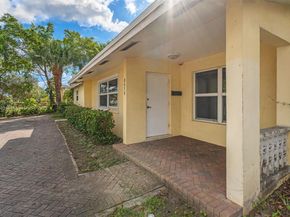 8670 SW 27th Ln, Miami FL 33155