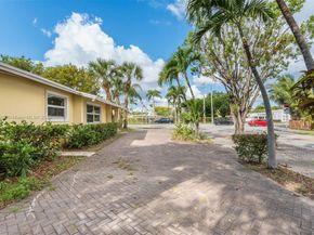 8670 SW 27th Ln, Miami FL 33155