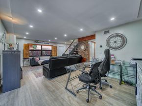 6839 SW 114th Pl C, Miami FL 33173