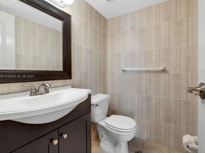 2625 Collins Ave 702, Miami Beach FL 33140