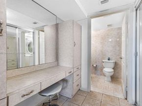 2625 Collins Ave 702, Miami Beach FL 33140