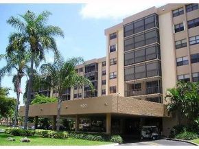900 NE 195th St 317, Miami FL 33179