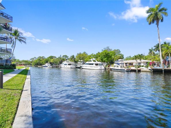 1301 River Reach Dr 110, Fort Lauderdale FL 33315