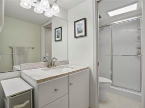 1301 River Reach Dr 110, Fort Lauderdale FL 33315
