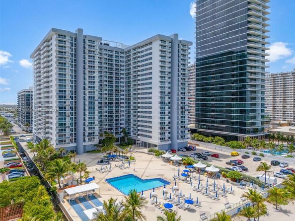 2030 S Ocean Dr 216, Hallandale Beach FL 33009