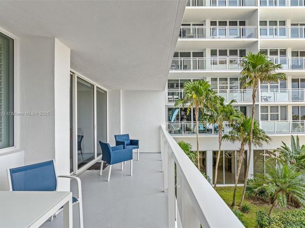 2030 S Ocean Dr 216, Hallandale Beach FL 33009