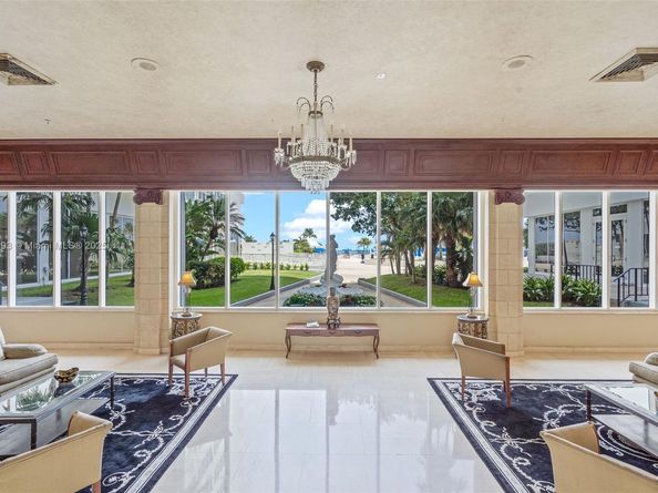 2030 S Ocean Dr 216, Hallandale Beach FL 33009
