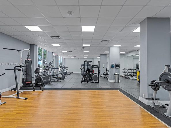 2030 S Ocean Dr 216, Hallandale Beach FL 33009