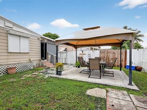 21831 S Heritage Cir, Pembroke Pines FL 33029