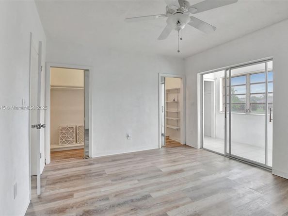 21831 S Heritage Cir, Pembroke Pines FL 33029