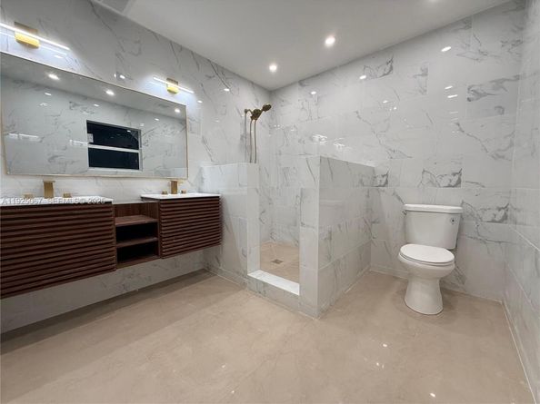 1007 NW 120th St, North Miami FL 33168