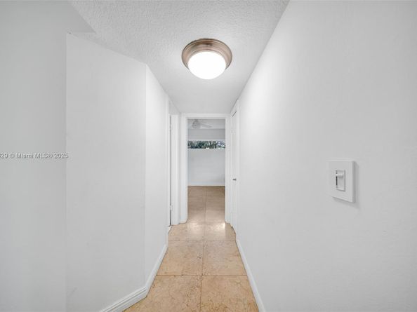 4000 Alhambra Cir, Coral Gables FL 33146