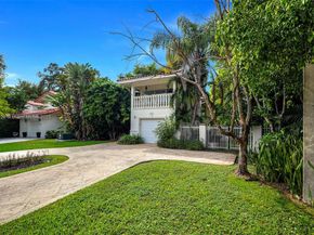 4000 Alhambra Cir, Coral Gables FL 33146