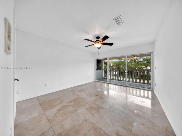 4000 Alhambra Cir, Coral Gables FL 33146