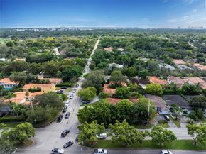 4000 Alhambra Cir, Coral Gables FL 33146