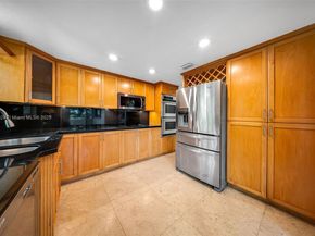 4000 Alhambra Cir, Coral Gables FL 33146