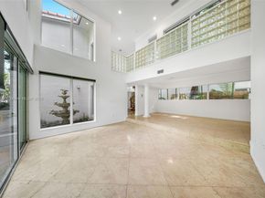 4000 Alhambra Cir, Coral Gables FL 33146