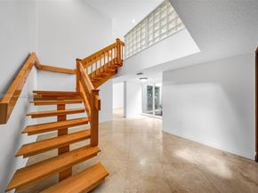 4000 Alhambra Cir, Coral Gables FL 33146