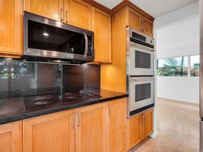 4000 Alhambra Cir, Coral Gables FL 33146