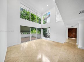 4000 Alhambra Cir, Coral Gables FL 33146