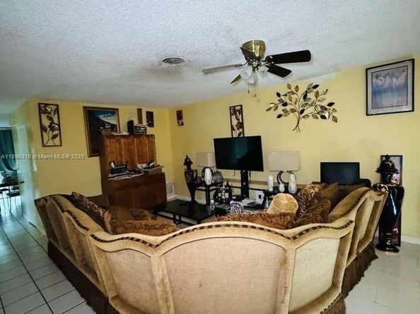 3405 NW 82nd Ave, Coral Springs FL 33065