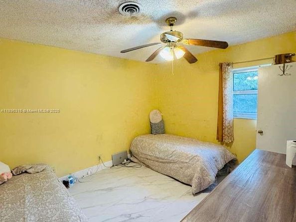 3405 NW 82nd Ave, Coral Springs FL 33065