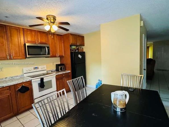 3405 NW 82nd Ave, Coral Springs FL 33065