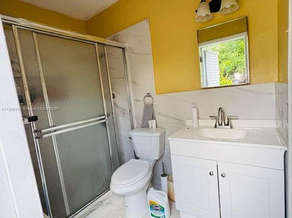 3405 NW 82nd Ave, Coral Springs FL 33065