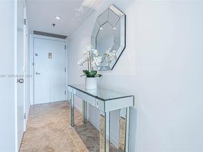 20505 E Country Club Dr 931, Aventura FL 33180