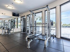 20505 E Country Club Dr 931, Aventura FL 33180
