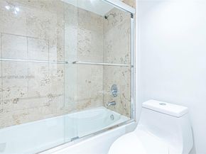 20505 E Country Club Dr 931, Aventura FL 33180
