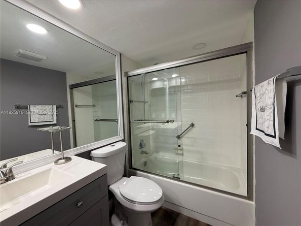 4602 Martinique Way B1, Coconut Creek FL 33066