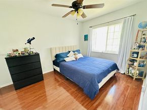 8952 NW 38th Dr, Coral Springs FL 33065