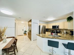 8952 NW 38th Dr, Coral Springs FL 33065