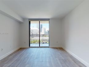 540 Brickell Key Dr 1111, Miami FL 33131