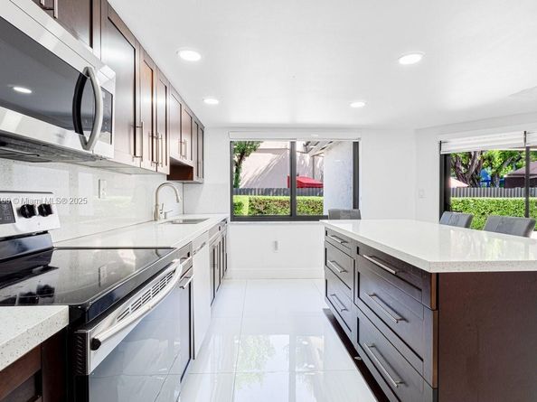 9035 SW 156th Ct, Miami FL 33196