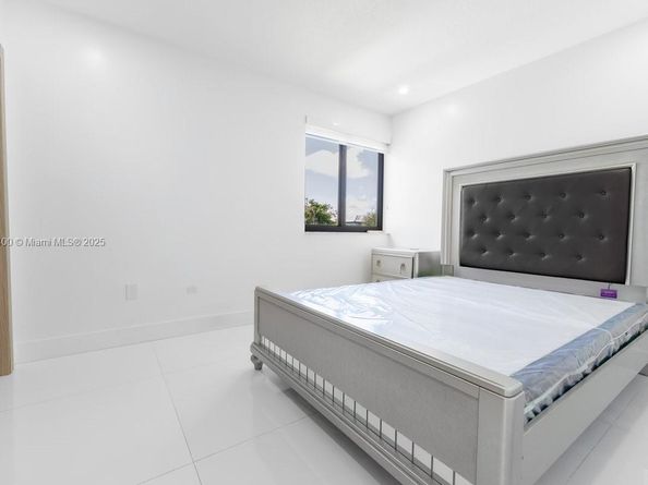 9035 SW 156th Ct, Miami FL 33196