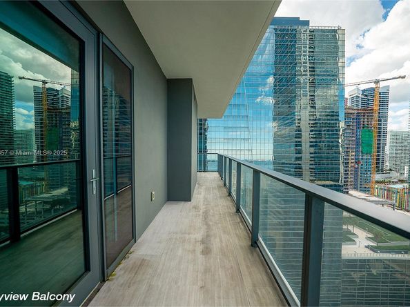1451 Brickell Ave 2706, Miami FL 33131