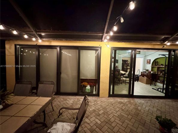 15357 SW 43rd Ter, Miami FL 33185