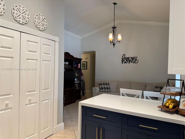 15357 SW 43rd Ter, Miami FL 33185
